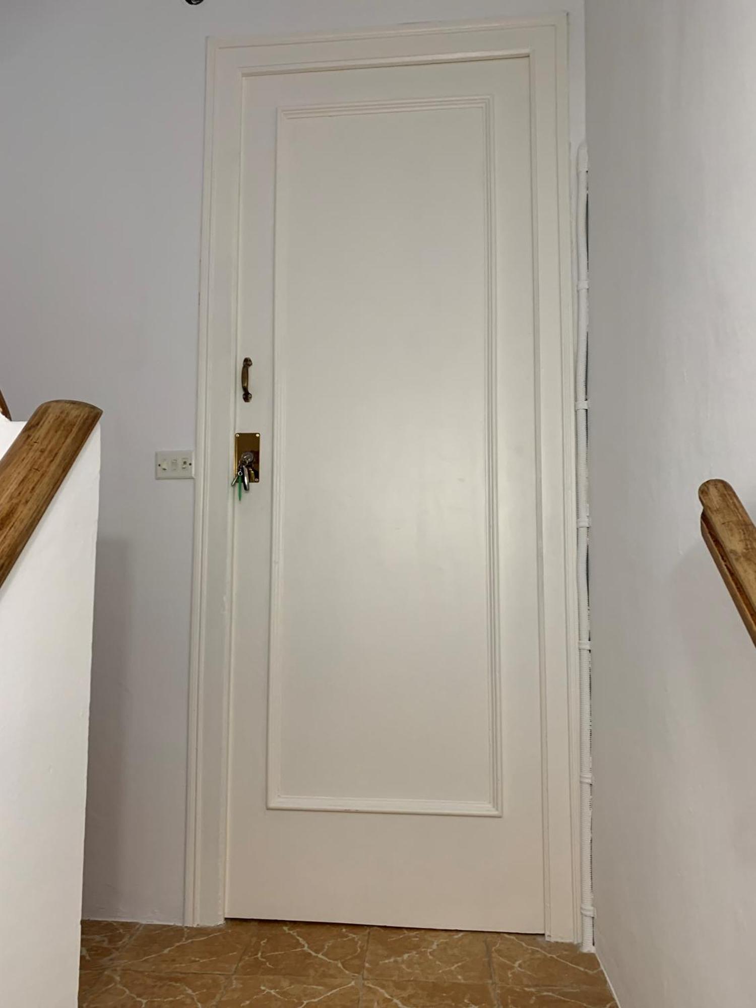 Notaria-Apartamento Y Estudio En Casco Antiguo, Al Lado De Playa, Rambla Y Monasterio, Con Acceso A Terraza Ajardinada Сан Фелиу де Гиксолс Екстериор снимка